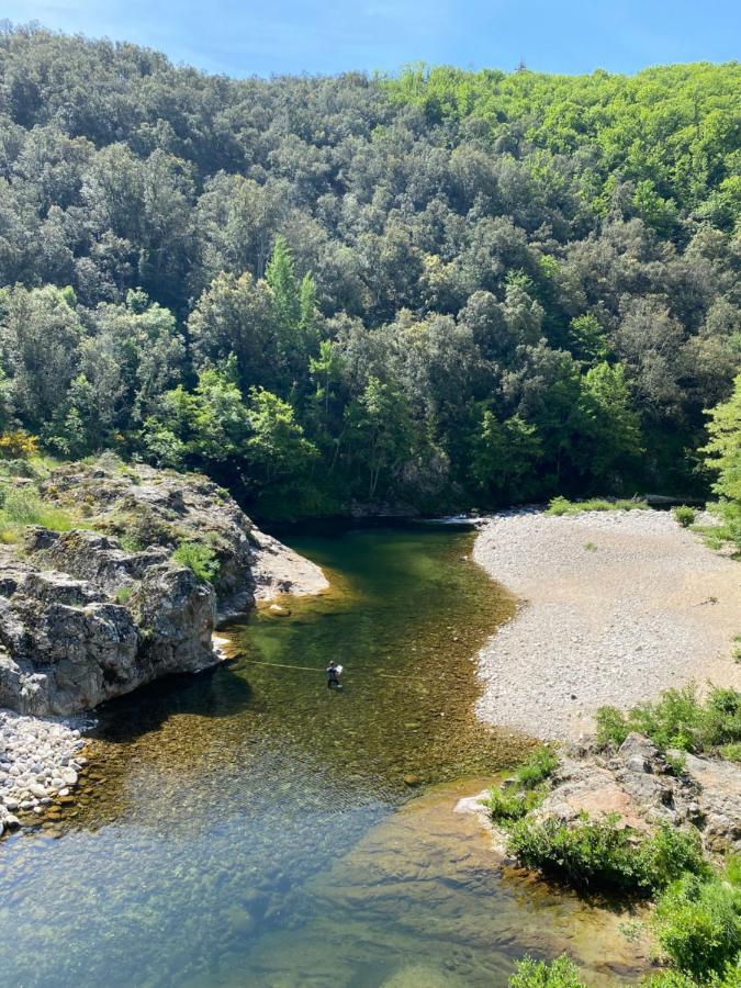 La Petite Caserne - Gite 4 Etoiles - Pont-de-Labeaume المظهر الخارجي الصورة
